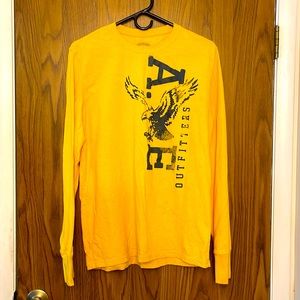 American Eagle long sleeve tee
